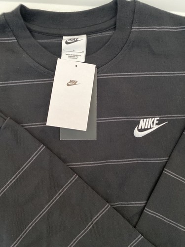 nike women sportcasual long sleeve black striped large DR6231-010 06 msrp $65 - Picture 3 of 5