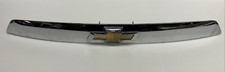 Oem 2013 Chevrolet Equinox Rear Tailgate Emblem And Camera Mount 22869811