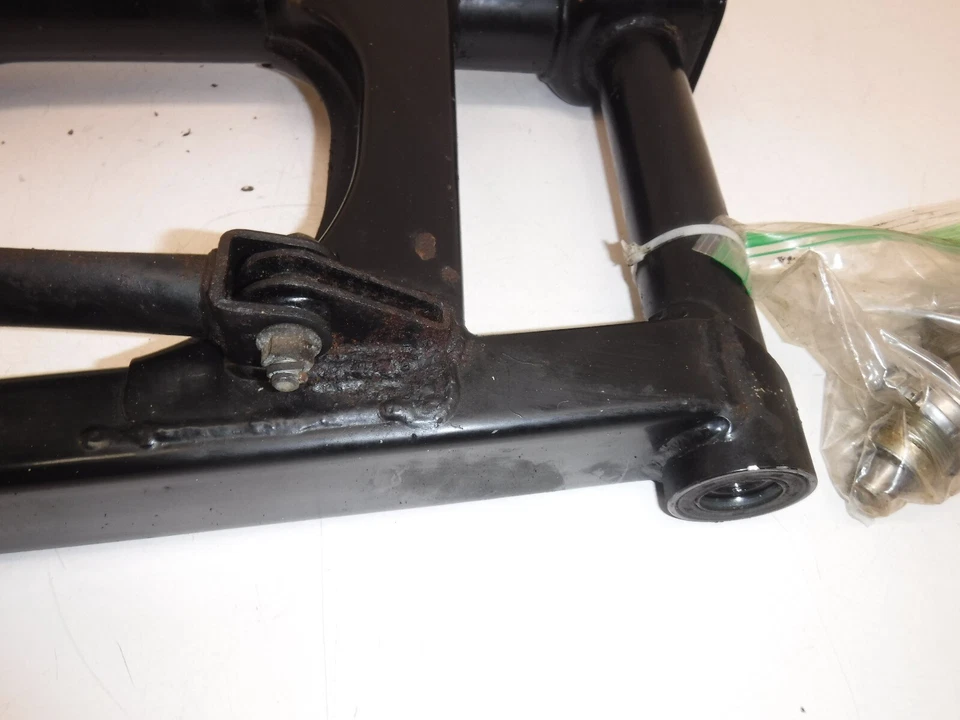 null HONDA V65 MAGNA OEM ЗАДНИЙ ПОВОРОТНЫЙ РЫЧАГ ПОДВЕСКИ с ПОВОРОТНЫМ ЖЕСТКИМ ИЗНОСОМ  - Изображение 4 из 4