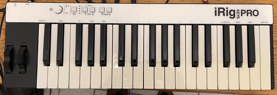 Keyboard, MIDI-Controller, iRig Keys Pro von iK Multimedia mit Zubehör