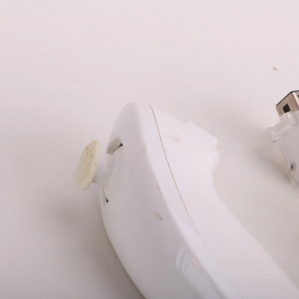 Official Genuine Nintendo Brand Wii Nunchuck Controller White OEM - Image 2 of 4