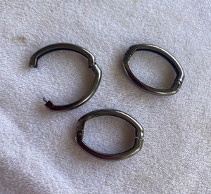18 pieces ~ Gun Metal Shortener Oval Clasps OF12