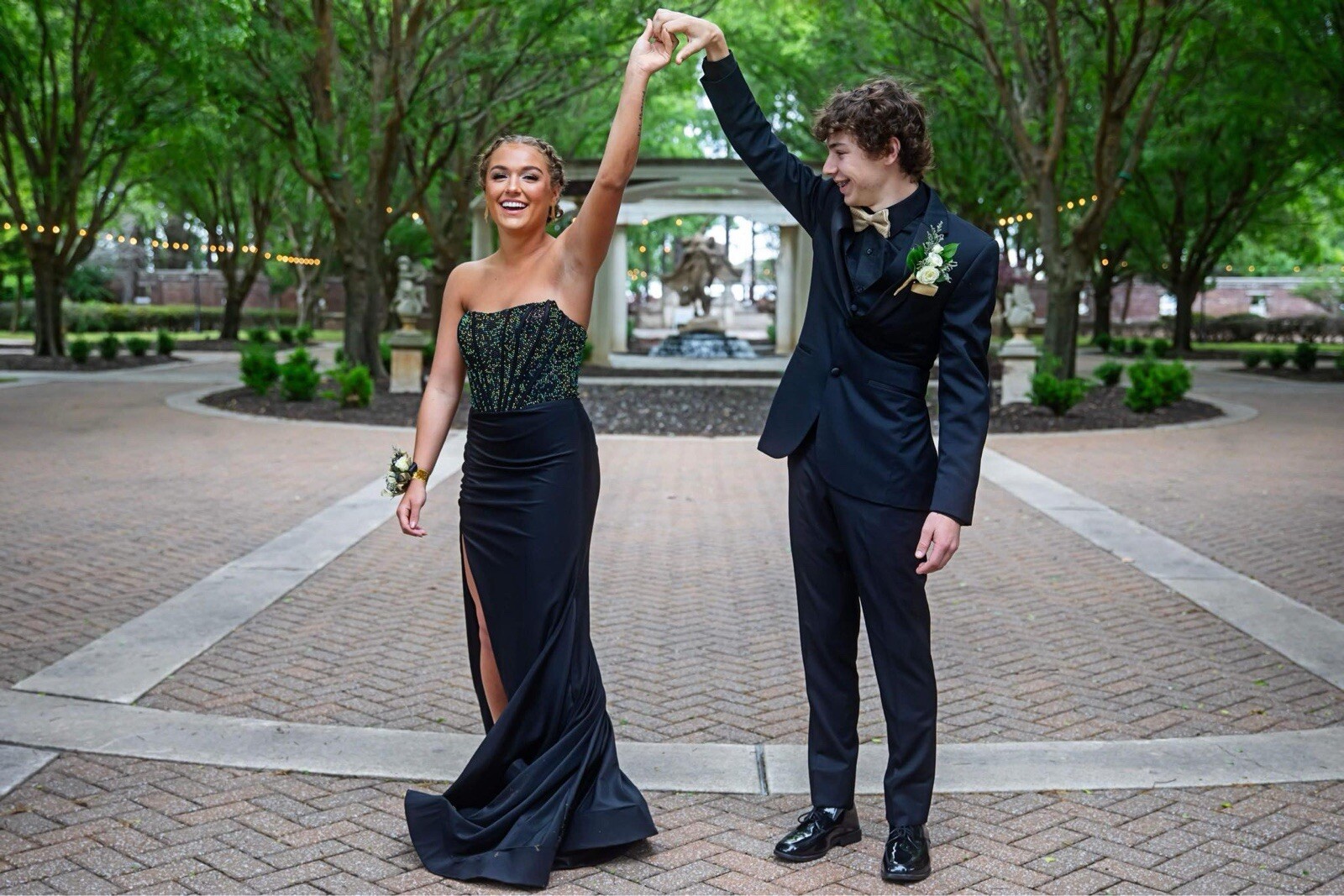 formal dresses - image 3