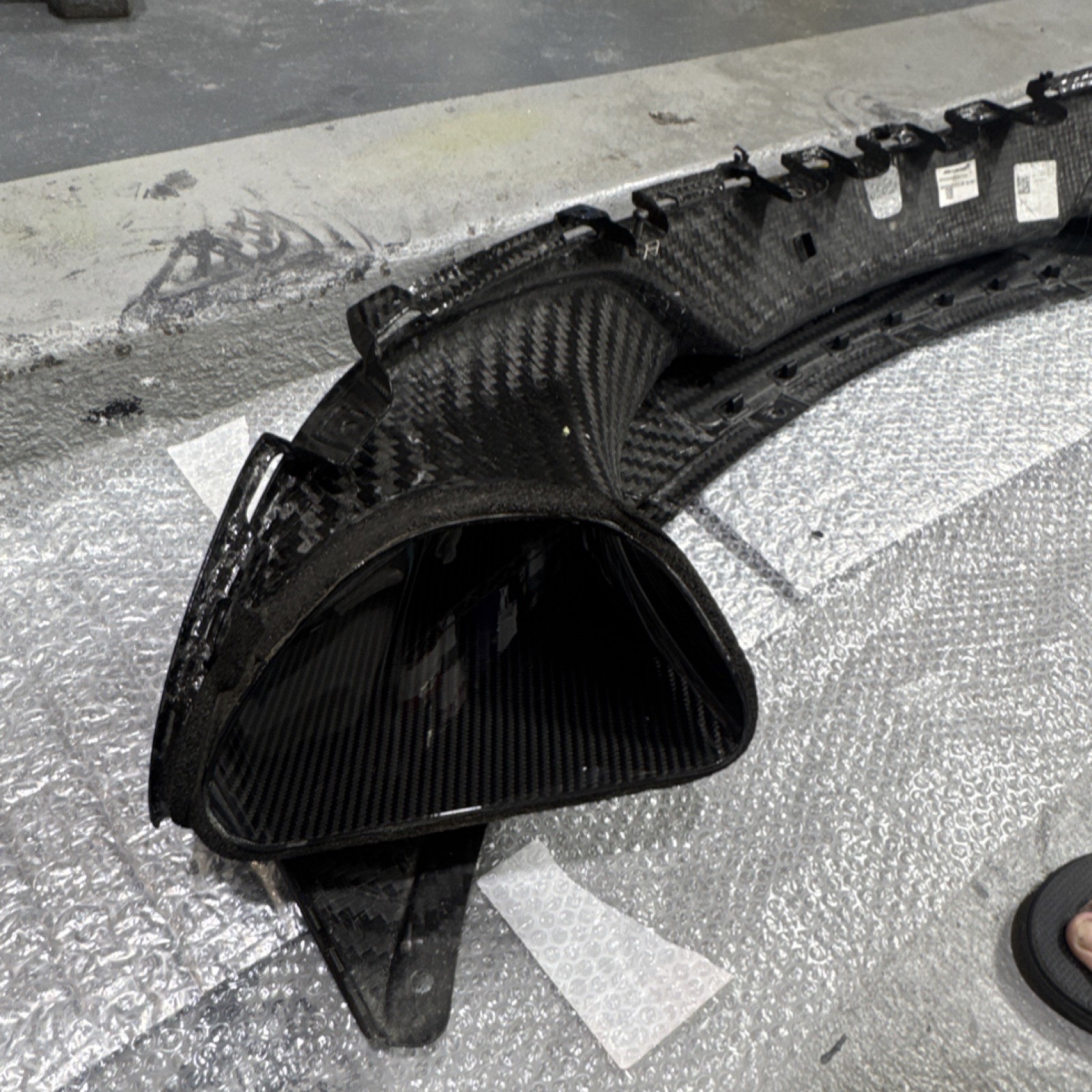 2017- 2021 OEM McLaren 720s Front Lower Carbon Fiber Splitter