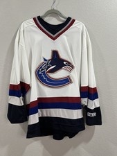 Vintage 90's CCM Vancouver Canucks NHL Jersey Mens Hockey Shirt Rare Size XL