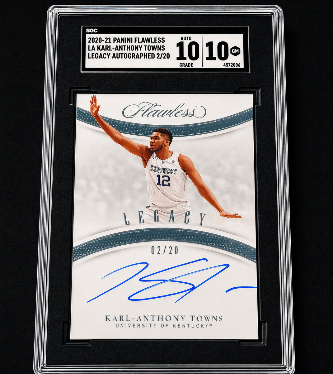 2020-21 Panini Flawless Karl Anthony Towns Auto /20 SGC 10 Auto 10