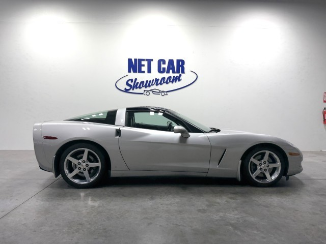 2006 Silver Chevrolet Corvette   | C6 Corvette Photo 2