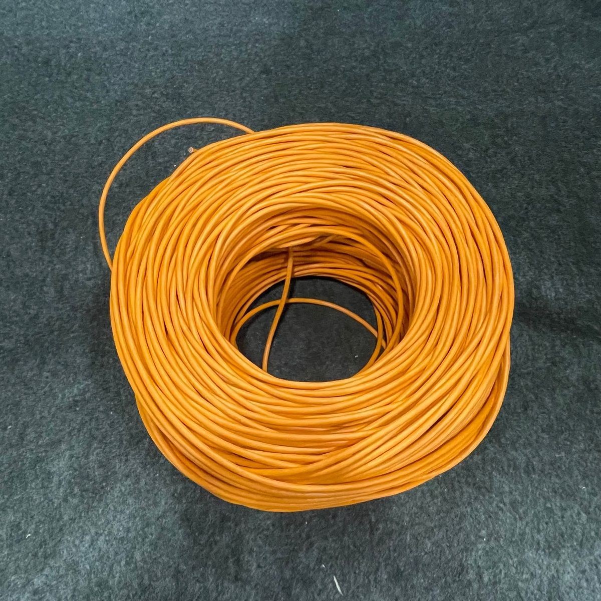 ADI PRO 1000 ft 23/4 Solid CAT 6 Plus Riser Cable, Orange 0E-CMR6ORPR*