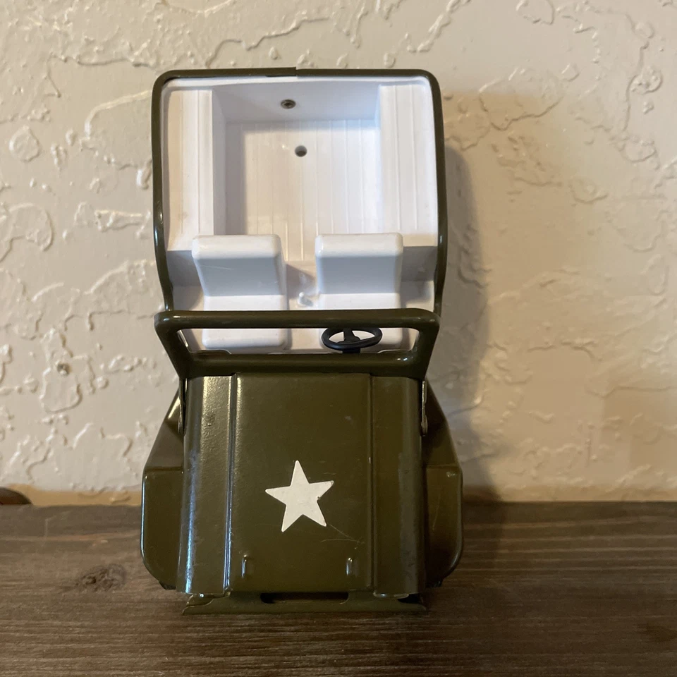 Lote 2 Jeeps de Juguete Tonka Años 60 Despachador de Metal de Acero Prensado Willys Camión del Ejército Foto 3 de 4