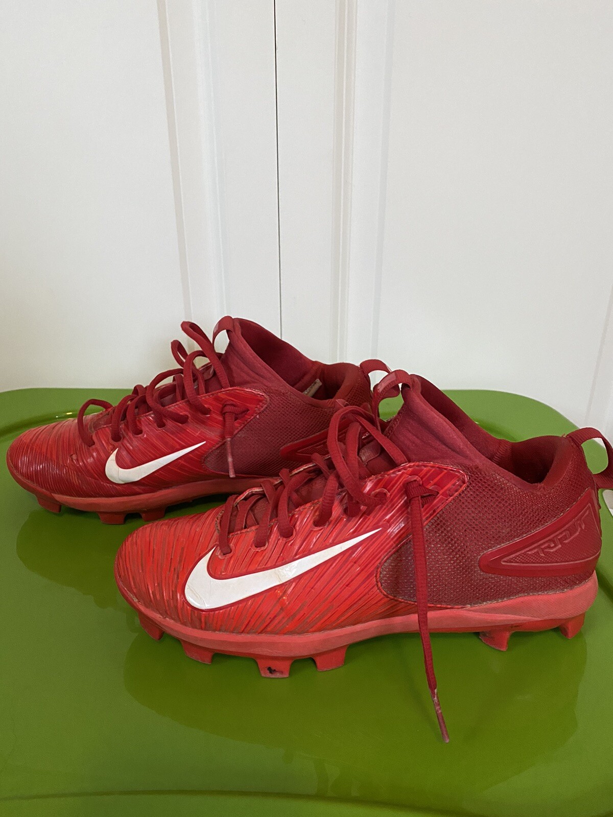red mike trout cleats
