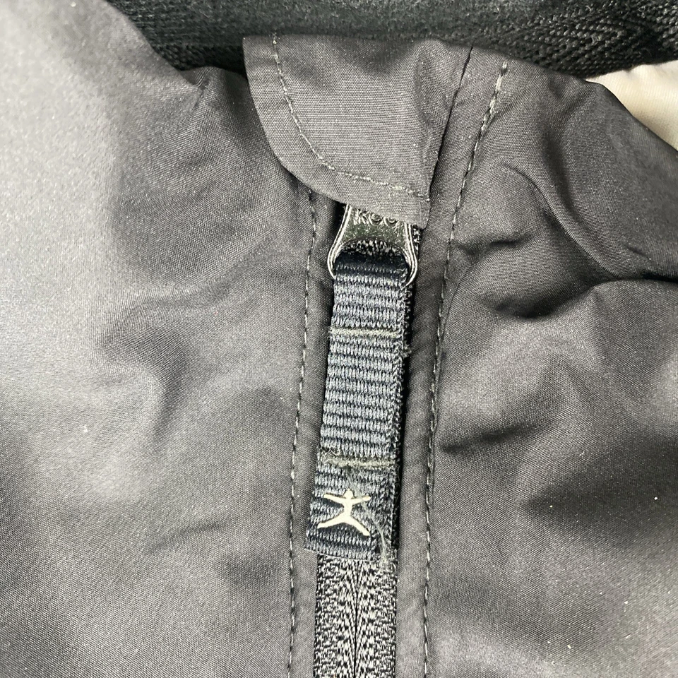 Жилет женский Danskin черный с карманами на молнии черный полиэстер средний - Изображение 4 из 4