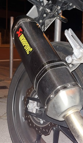 Akrapovic Slip-On Line (Carbon) - Bild 5 von 5