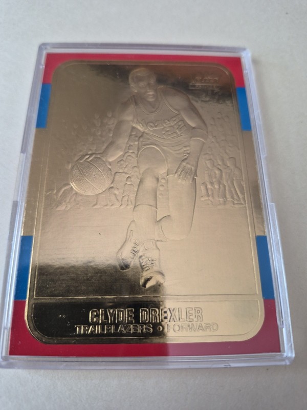 Clyde Drexler 1997 fleer 23kt gold card MINT
