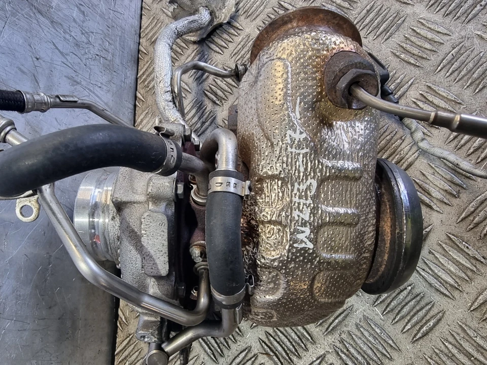 MERCEDES E220 TURBOCOMPRESOR A6540904500 TURBOCOMPRESOR W213 2,0 L FAMILIAR 2017 Foto 4 de 4