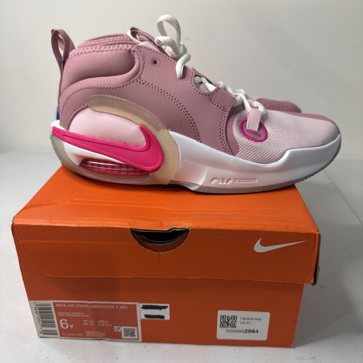 かおるこ　フェアローズ×2 Size 6Y(GS) - Nike Air Zoom Crossover 2 Elemental Pink FB2689-600