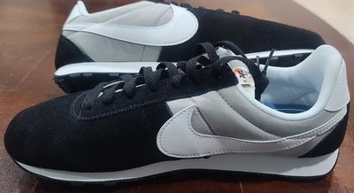 Nike Men's Pre Montreal '17 Black/Gray/White Low Top Lace-Up Athletic Sneaker