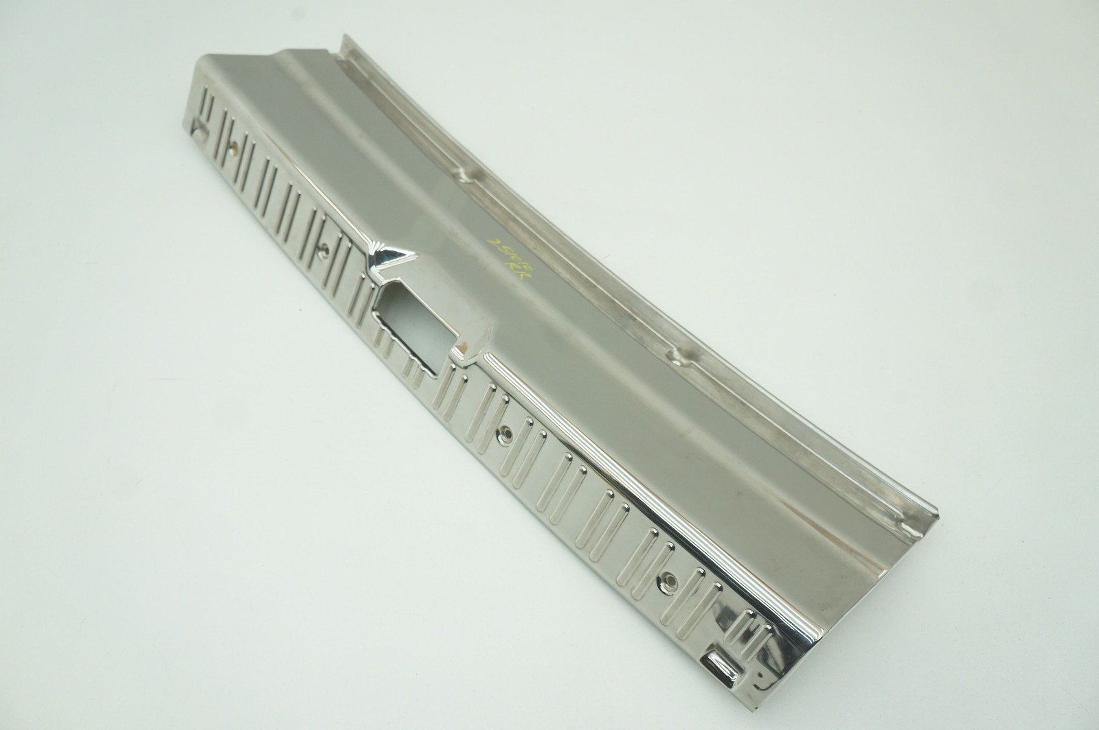 Rear Trunk Lid Luggage Sill Trim Plate 51477041105 Rolls Royce Phantom Vii 2006