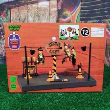 Lemax Spooky Town Zoomie Brooms Flying School Halloween Witch Witches New Lemax Spooky Town Zoomie Brooms Flying School Halloween Witch Witches New