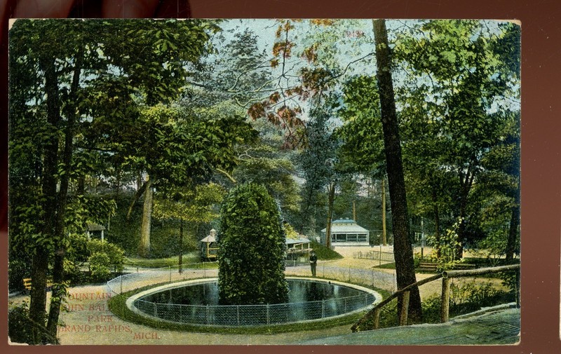 Michigan-Grand Rapids-John Ball Park Fountain-1908-R.P.O.
