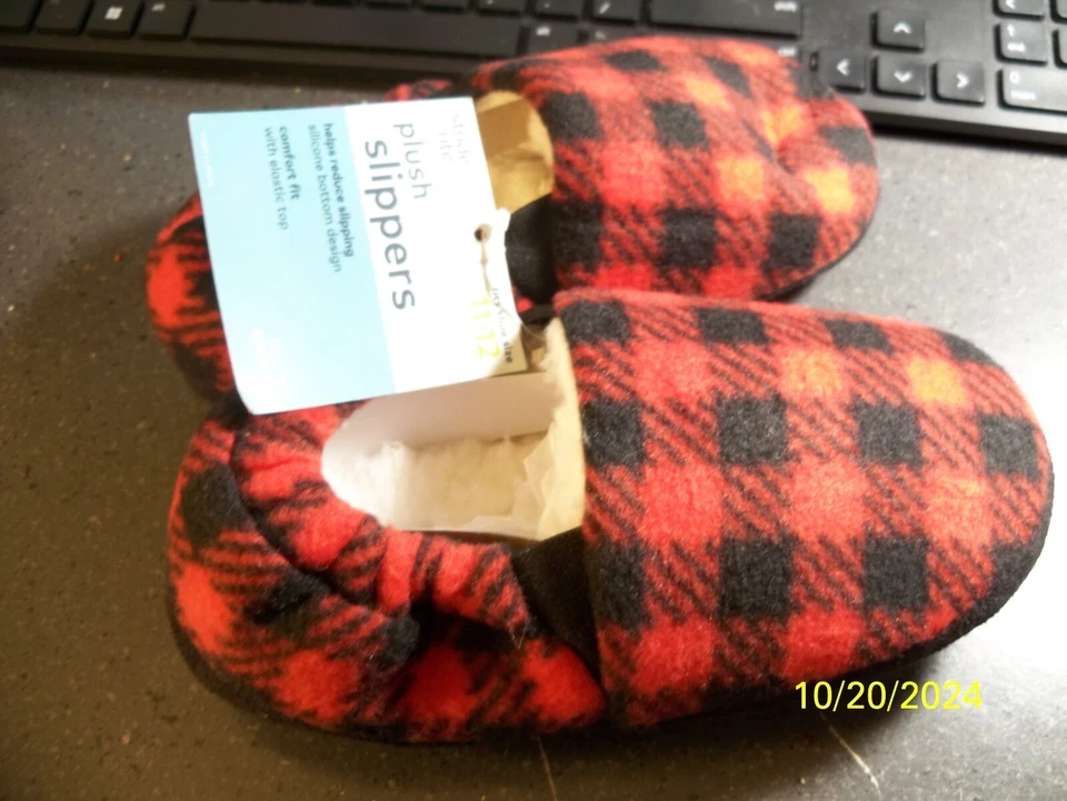 Stride Rite 拖鞋羊毛衬垫内侧男女通用尺寸 11-12 红色格子 — 第 2/4 张图片