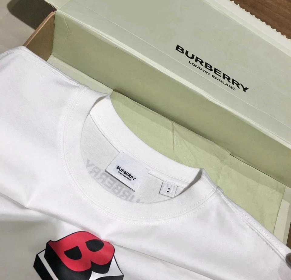 博柏利标志印花 T 恤(透明 )!!! — 第 4/4 张图片