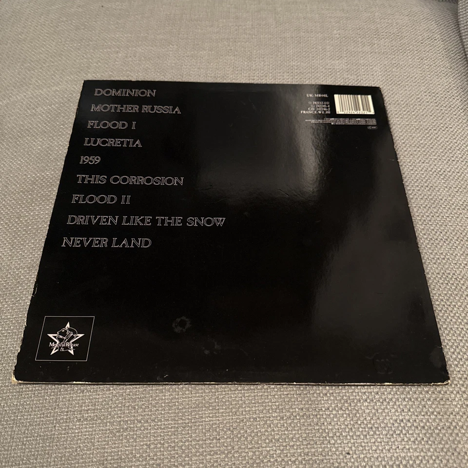 THE SISTERS OF MERCY FLOODLAND ORIGINAL 1987 LP + Lyric Sheet - Image 3 of 4