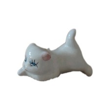 Vintage Wade Whimsies Minikin Happy Family White Cat Kitten Kitsch Mini Ornament