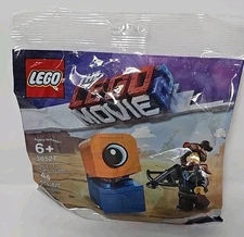LEGO The LEGO Movie 2: Lucy Vs. Alien Invader (30527) Retired