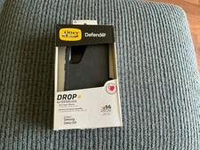 Otterbox Defender Pro Series Case w/ Holster Clip for Samsung Galaxy S24 Black