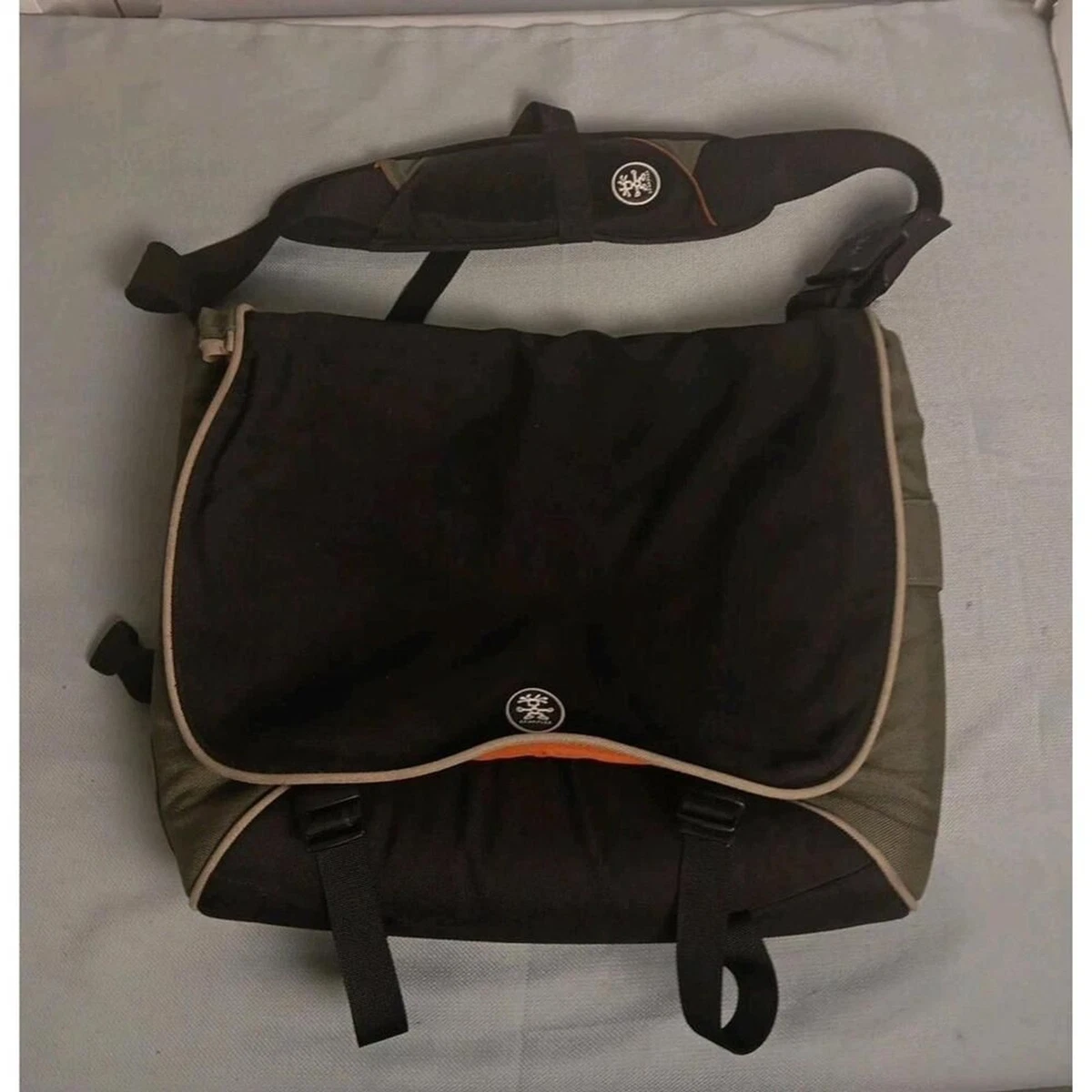 Crumpler Laptop Shoulder/Messenger Bag for sale | eBay