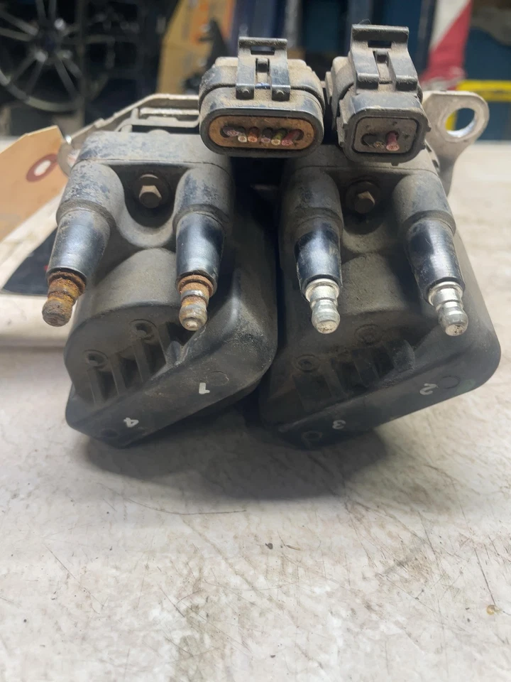 1997-2002 CHEVY CAVALIER 97-01 SUNFIRE 97-00  ignition Coil Pack 2.2L OEM - Image 3 of 4