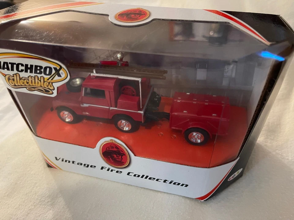Matchbox Collectibles 1952 Land Rover Auxiliary 1:43 Car NIB - Image 2 of 3