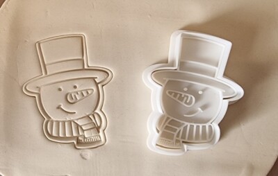 Festliche Schneemann Ausstecher und Präger Stempel Set - Urlaub Backen Essentials