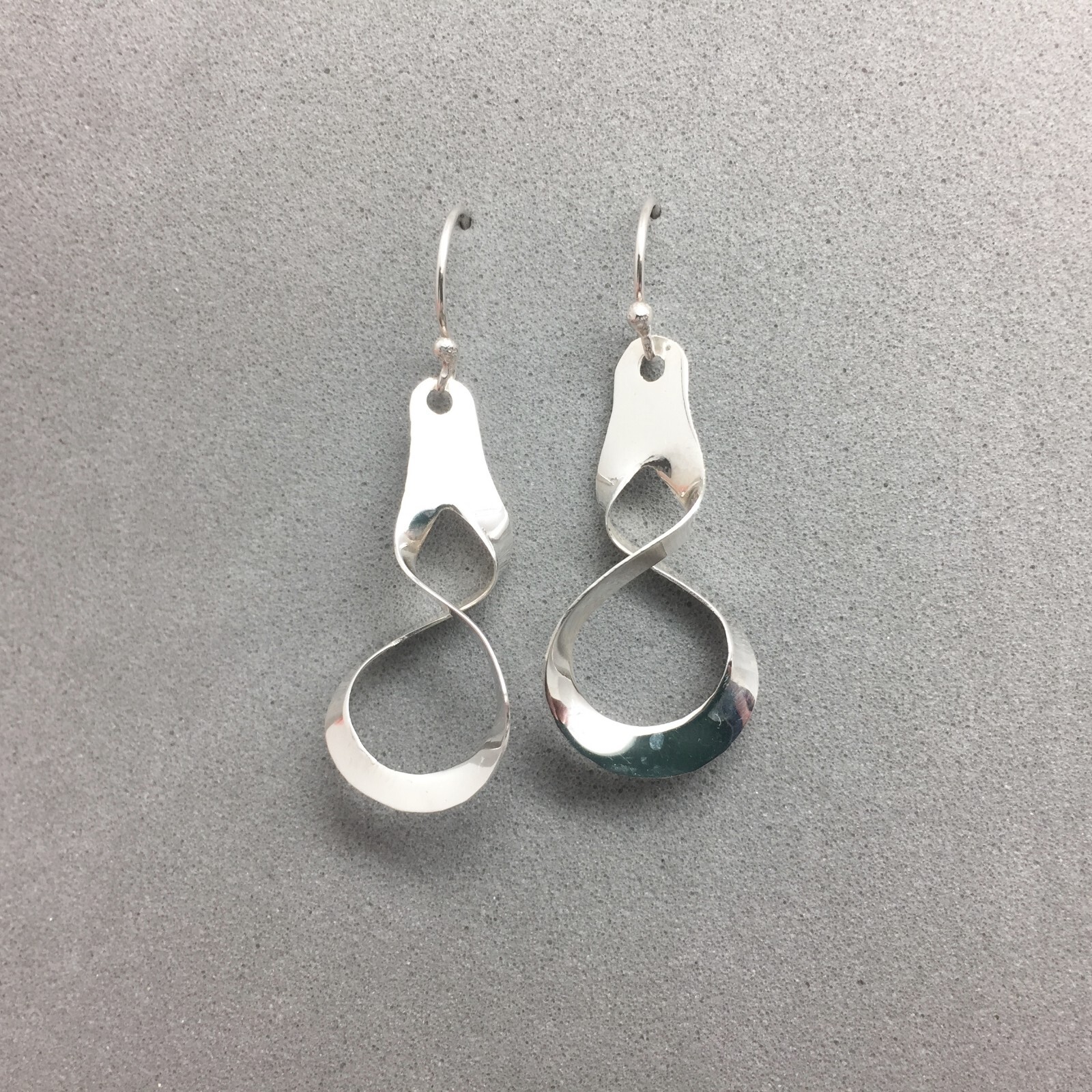 Sterling Silver Mobius Infinity Loop Earrings 1 3… - image 2