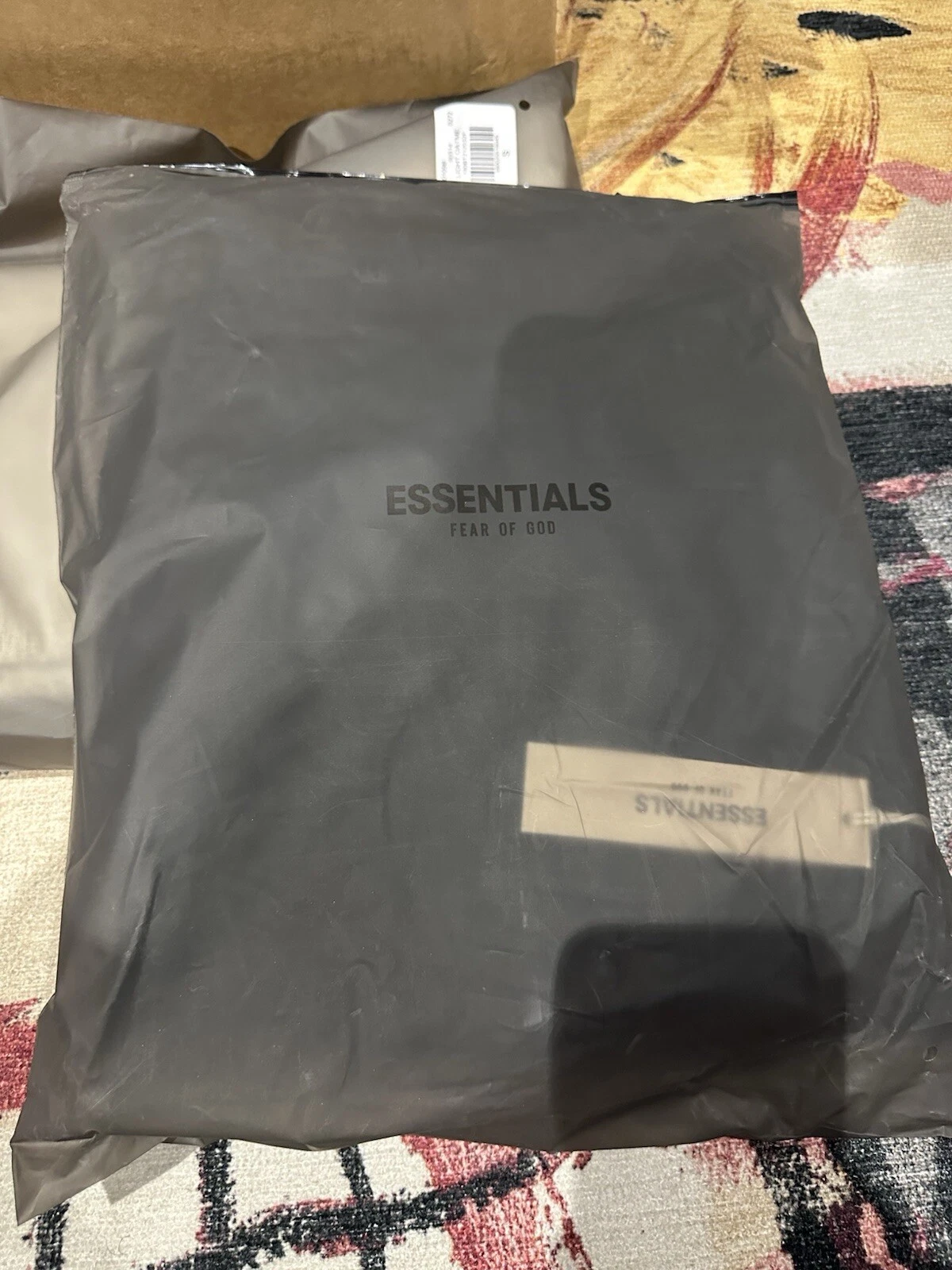 Felpa con cappuccio elasticizzata Fear of God Essentials Limousine (media)