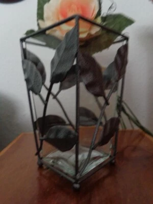 GLASVASE mit dekorativer Metallummantelung und Glaseinsatz, Kugelfüßchen,neu - Bild 1 von 3