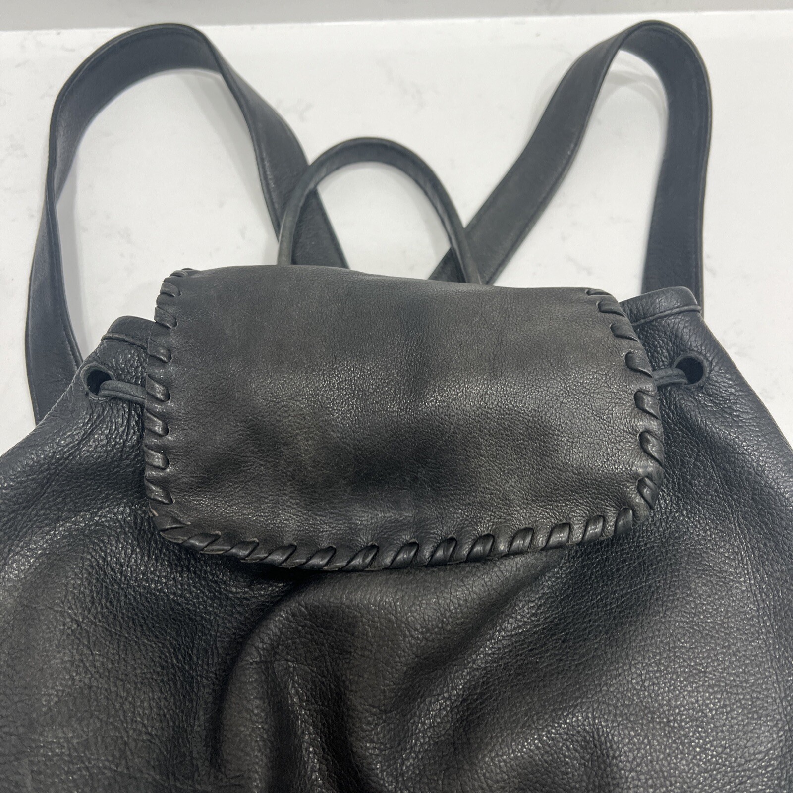 LAGGO TASSEL DRAWSTRING BAG BACKPACK BLACK PEBBLE… - image 2