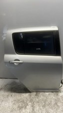 Porte arrière et accessoires Suzuki SWIFT