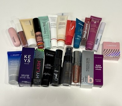 22 Brand New Deluxe Size Beauty Products.