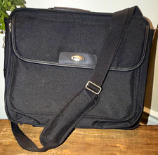Targus Padded 15 in Laptop Shoulder/Messenger...