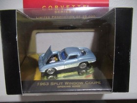 MICRO MACHINES CHEVROLET CHEVY CORVETTE 1963 SPLIT WINDOW SERIES 1 NEW GALOOB