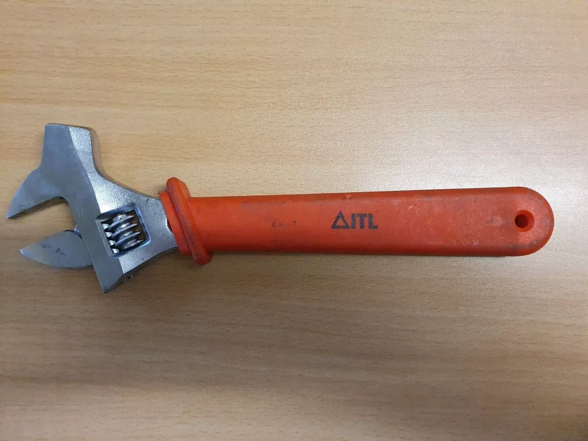 Insulated adjustable spanner deals