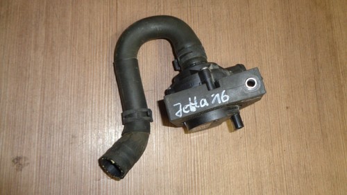 VW Jetta VI 6 Bj.10-18 1,4 TSi Zusatzwasserpumpe Wasserpumpe 5Q0965567 1K0122051