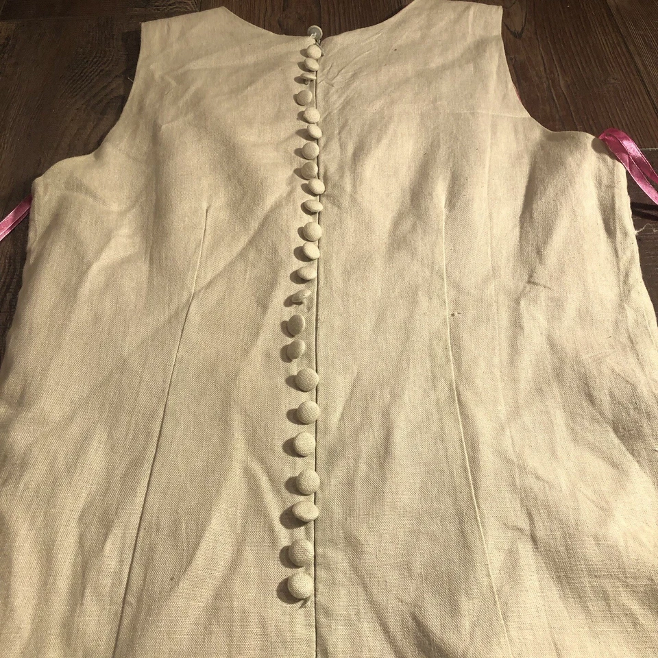 Vestido feminino vintage bordado floral bege linho com flores coloridas tamanho 6. - Imagem 4 de 4