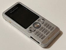Sony Ericsson W302 Silver color Vintage Cell phone Untested