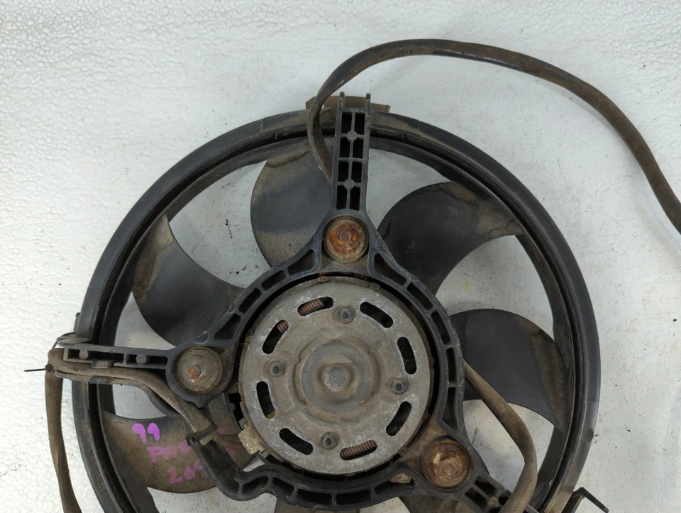 Conjunto de motor ventilador radiador izquierdo Volkswagen Passat 1998-2005 CB9MS Foto 2 de 4