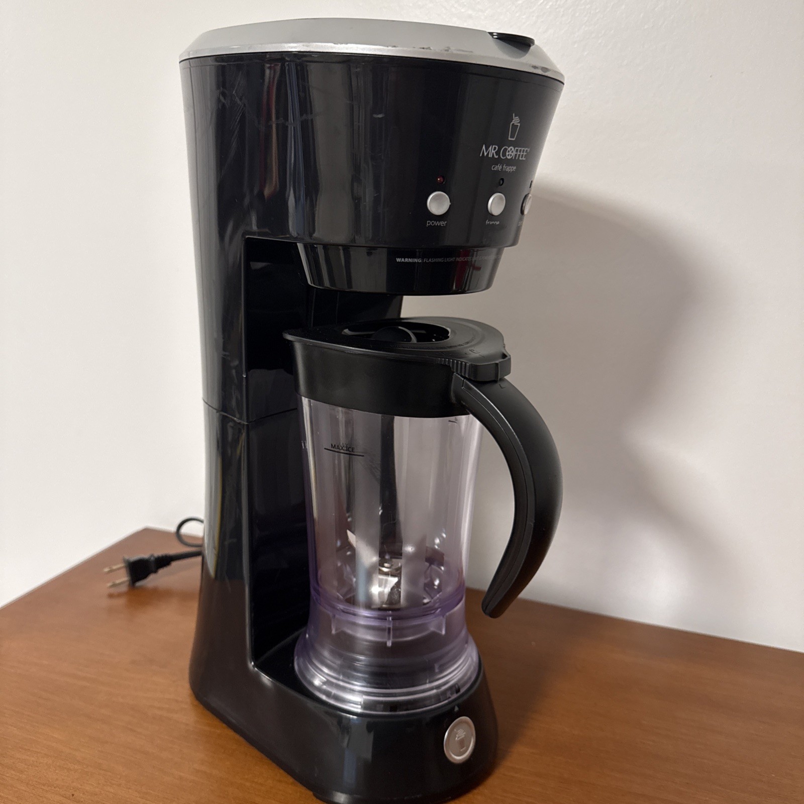 Mr. Coffee Cafe Frappe Automatic Frappe Frozen Blender Coffee Maker BVMC-FM1