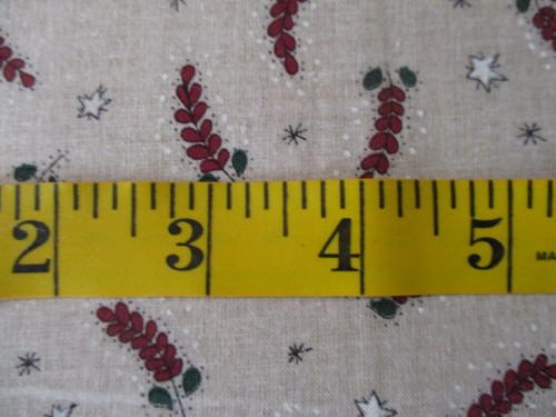 1 YD WHOLE COUNTRY CABOODLE TAN W RED FLOWERS 100% COTTON OOP - Picture 3 of 4