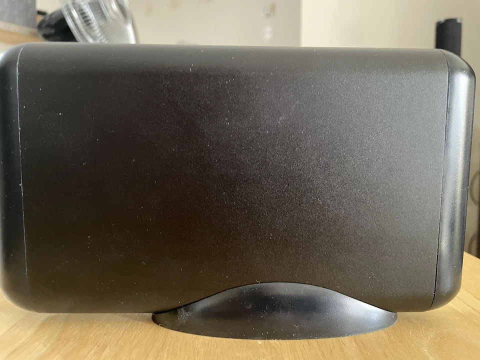 Portable 2TB ESATA External Hard drive - Image 2 of 4