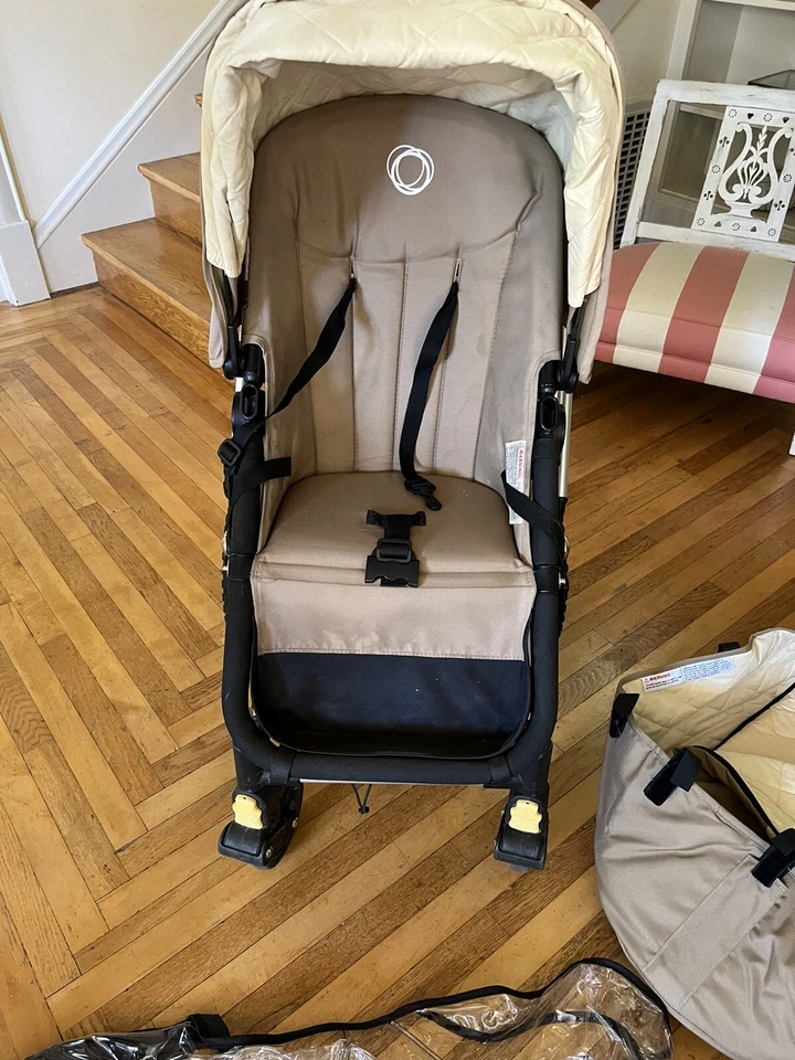 Bugaboo Frog Stroller, bassinet, accessories, Stroller Travel Case - Image 3 of 4